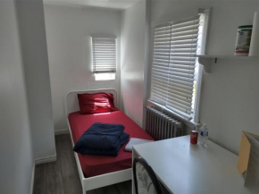 Bright/Cozy/Quiet Private Room